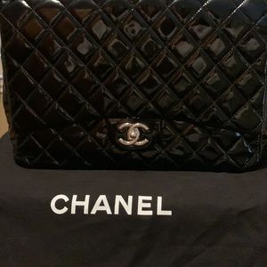 Chanel Double Flap MAXI Black Patent Leather